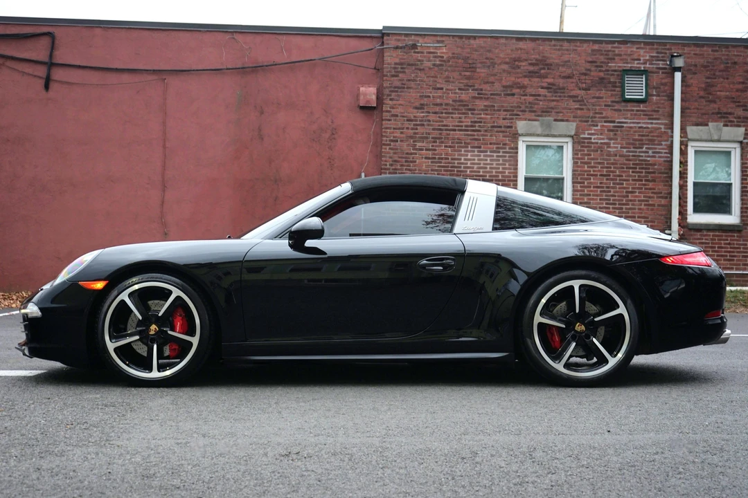 2016 Porsche 991 Targa 4 & 4S - Image 3 of 25