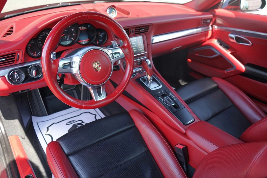 2016 Porsche 991 Targa 4 & 4S - Image 22 of 25