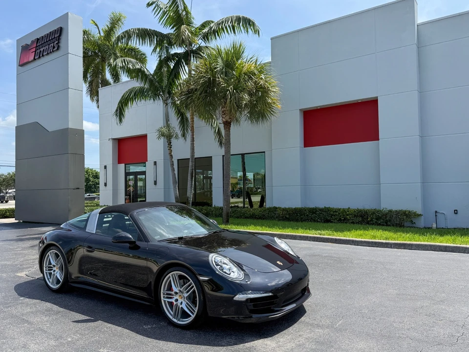 2016 Porsche 991 Targa 4 & 4S - Image 30 of 31