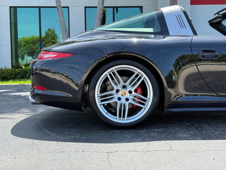 2016 Porsche 991 Targa 4 & 4S - Image 4 of 31
