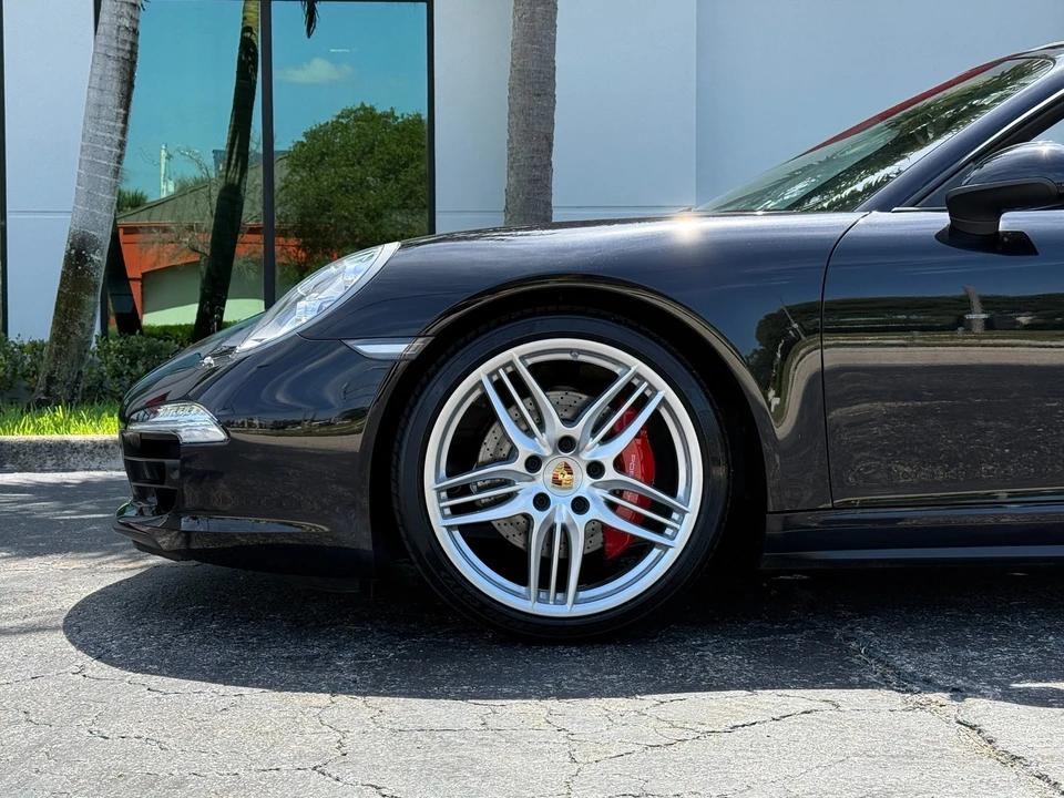 2016 Porsche 991 Targa 4 & 4S - Image 13 of 31