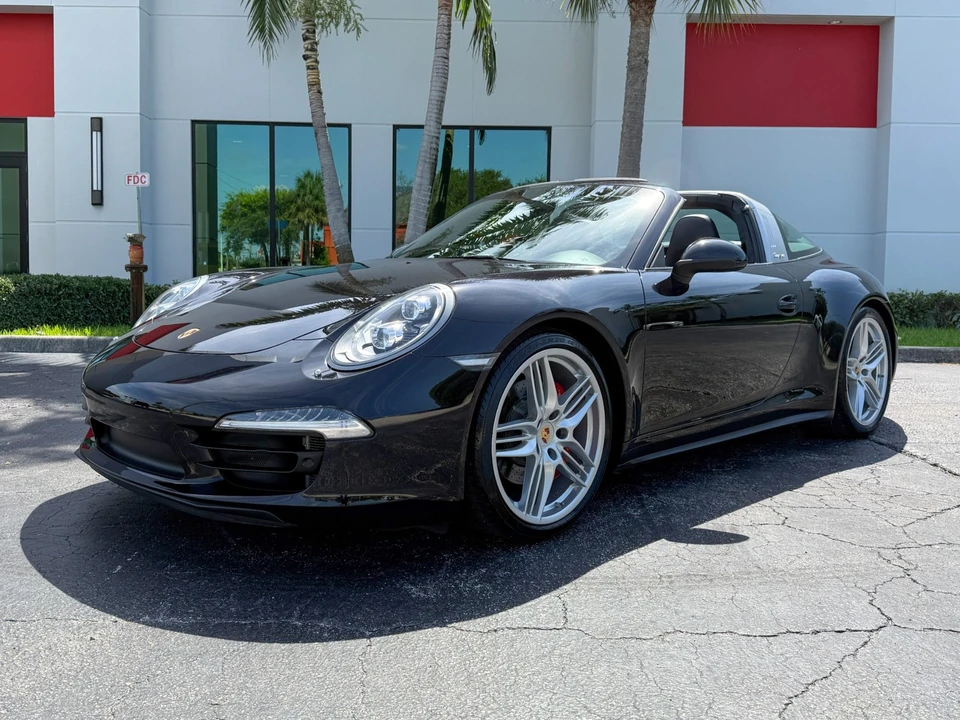 2016 Porsche 991 Targa 4 & 4S - Image 9 of 31