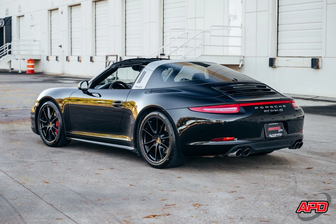2016 Porsche 991 Targa 4 & 4S - Image 9 of 12