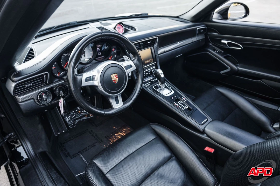 2016 Porsche 991 Targa 4 & 4S - Image 2 of 12
