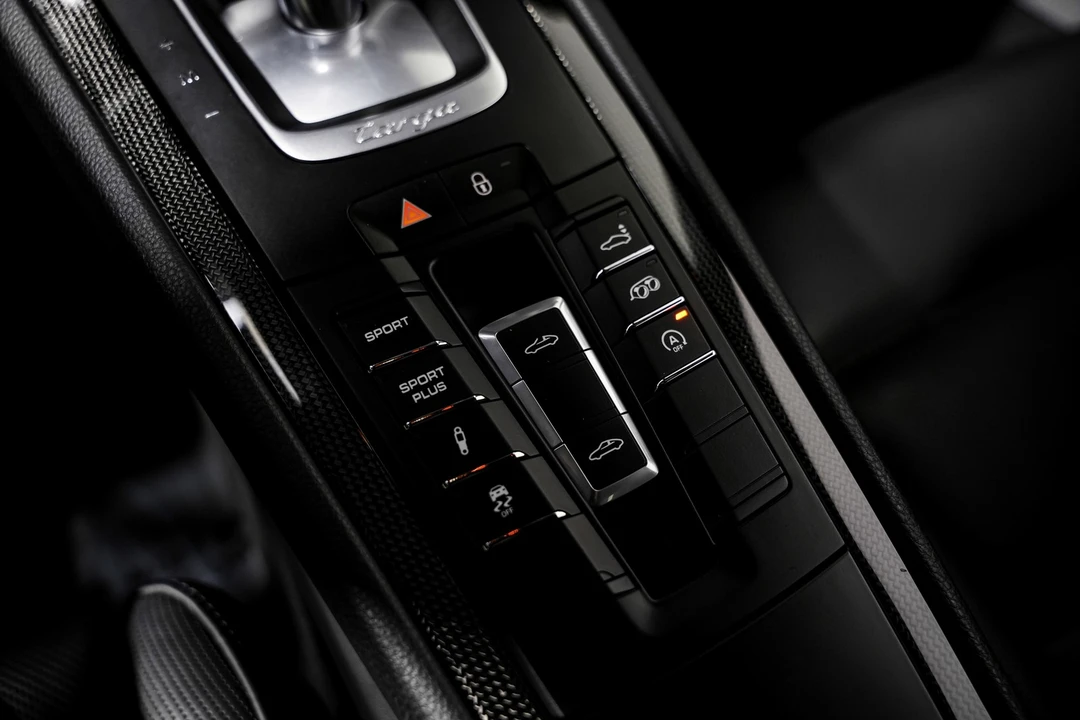 2016 Porsche 991 Targa 4 & 4S - Image 15 of 21