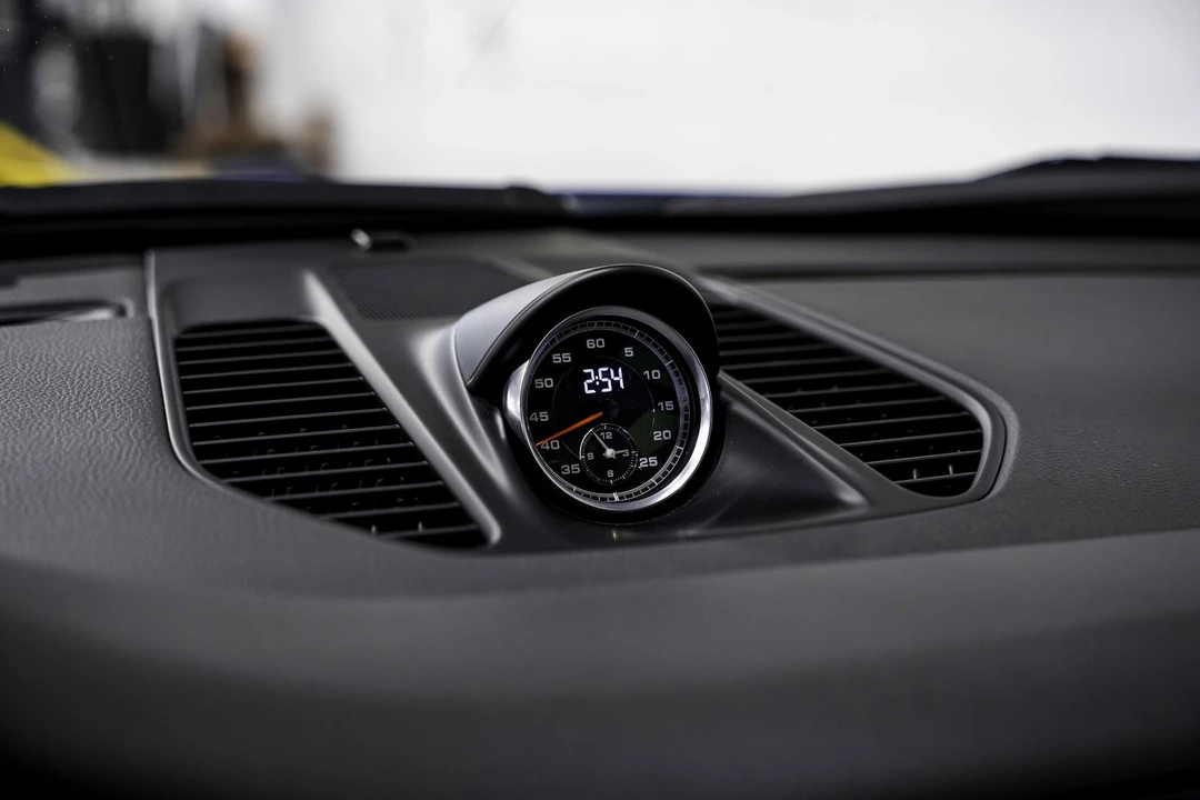 2016 Porsche 991 Targa 4 & 4S - Image 12 of 31