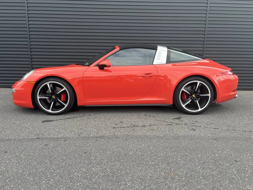 2016 Porsche 991 Targa 4 & 4S - Image 2 of 5