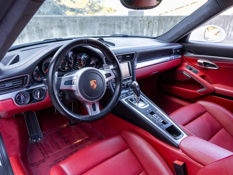 2016 Porsche 991 Turbo - Image 4 of 5