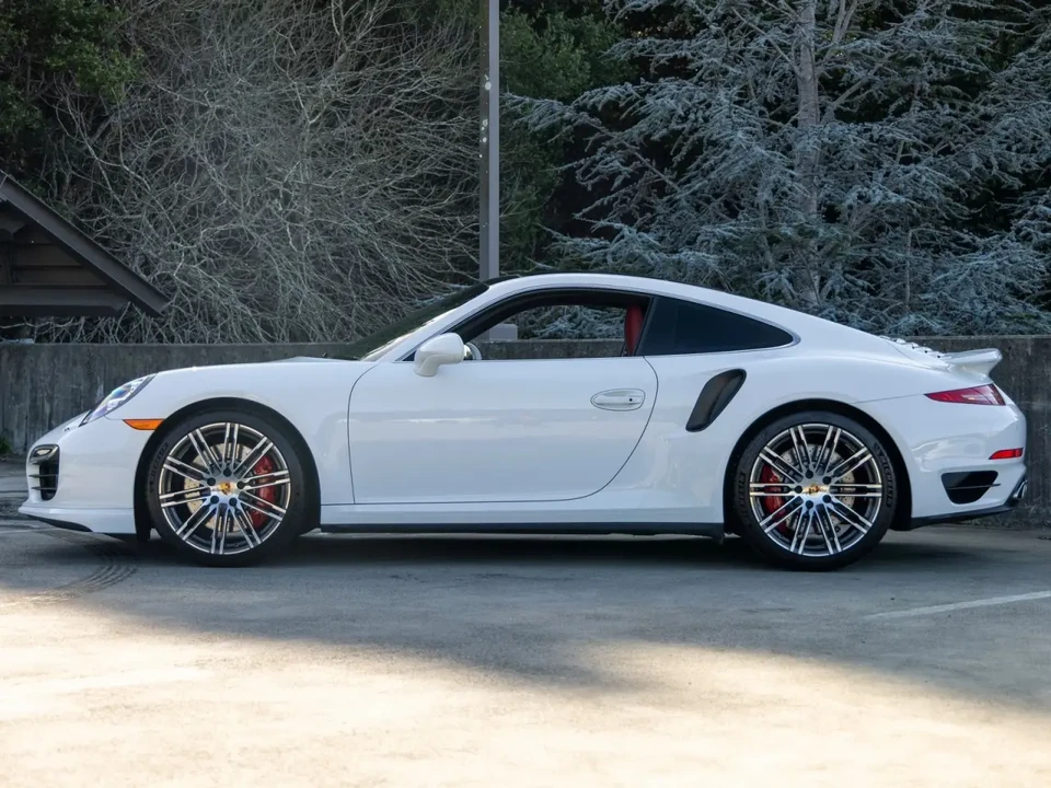 2016 Porsche 991 Turbo - Image 2 of 5