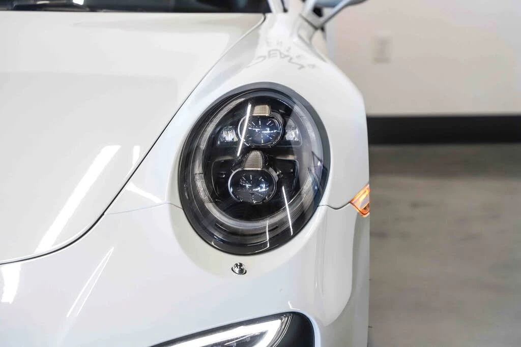 2016 Porsche 991 Turbo - Image 26 of 31