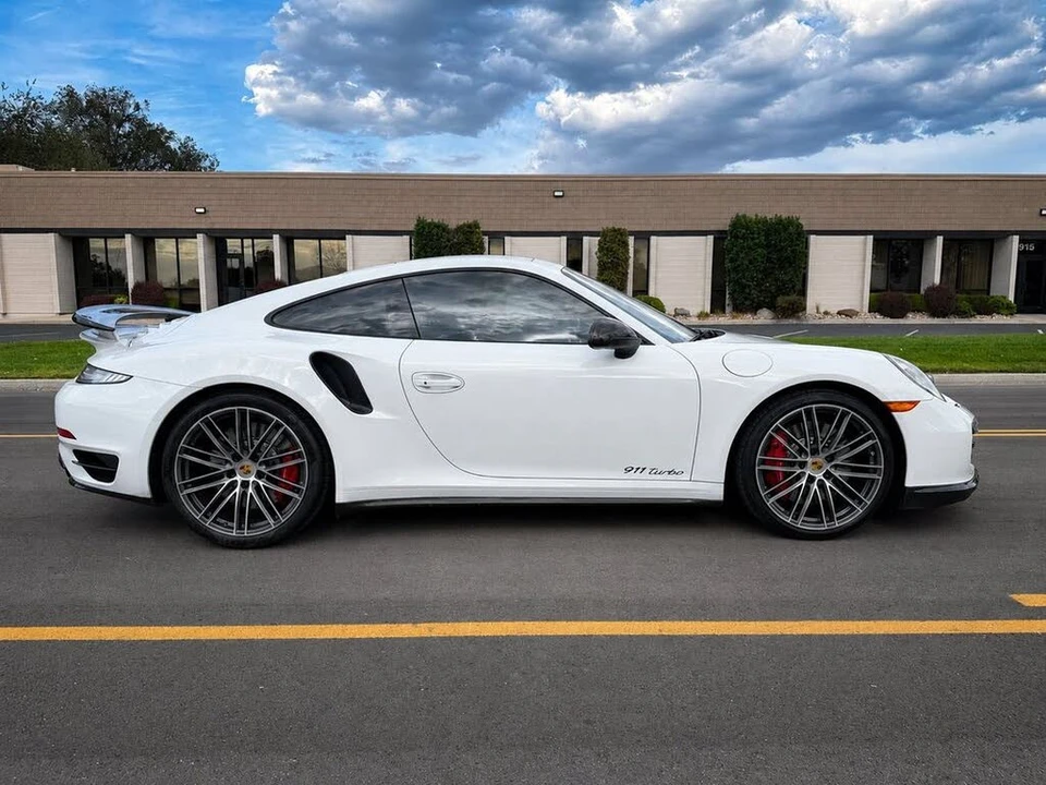 2016 Porsche 991 Turbo - Image 10 of 31