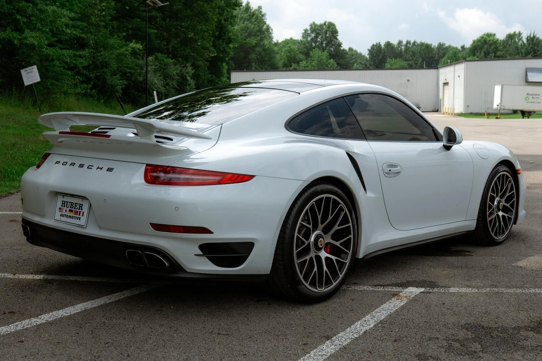 2016 Porsche 991 Turbo - Image 4 of 31