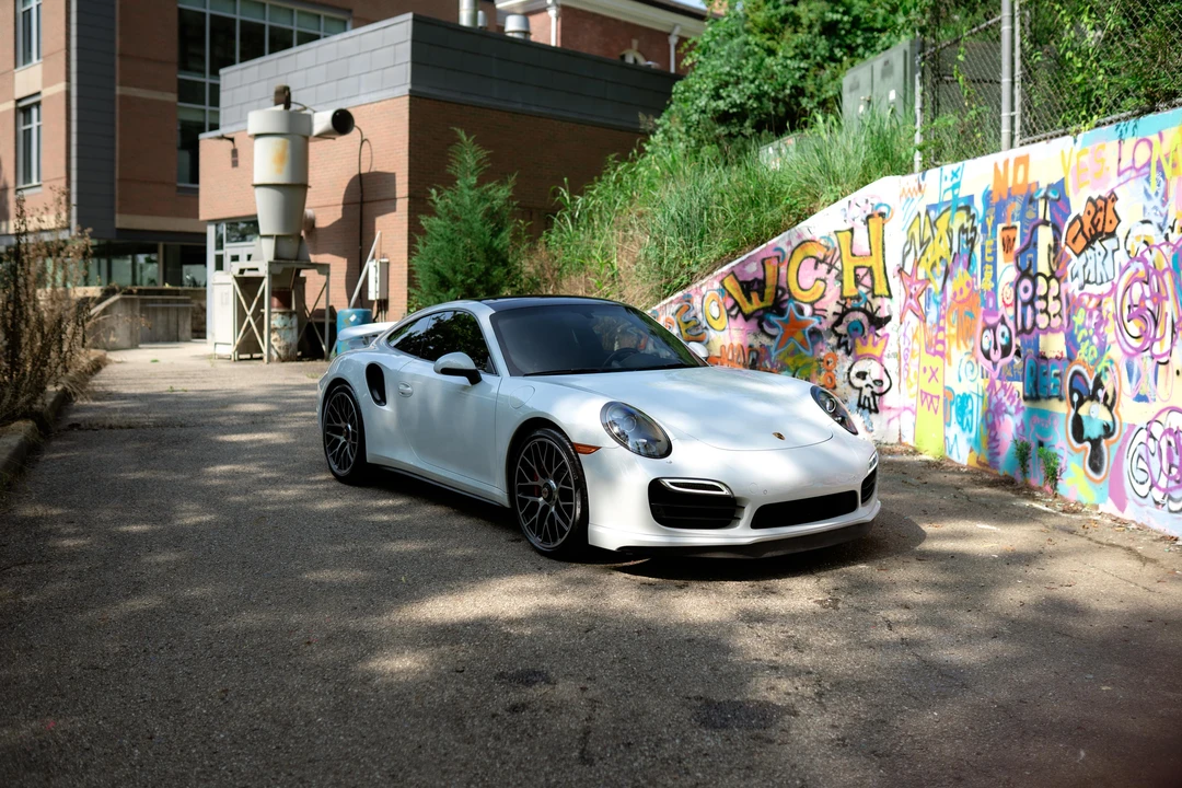 2016 Porsche 991 Turbo - Image 17 of 31