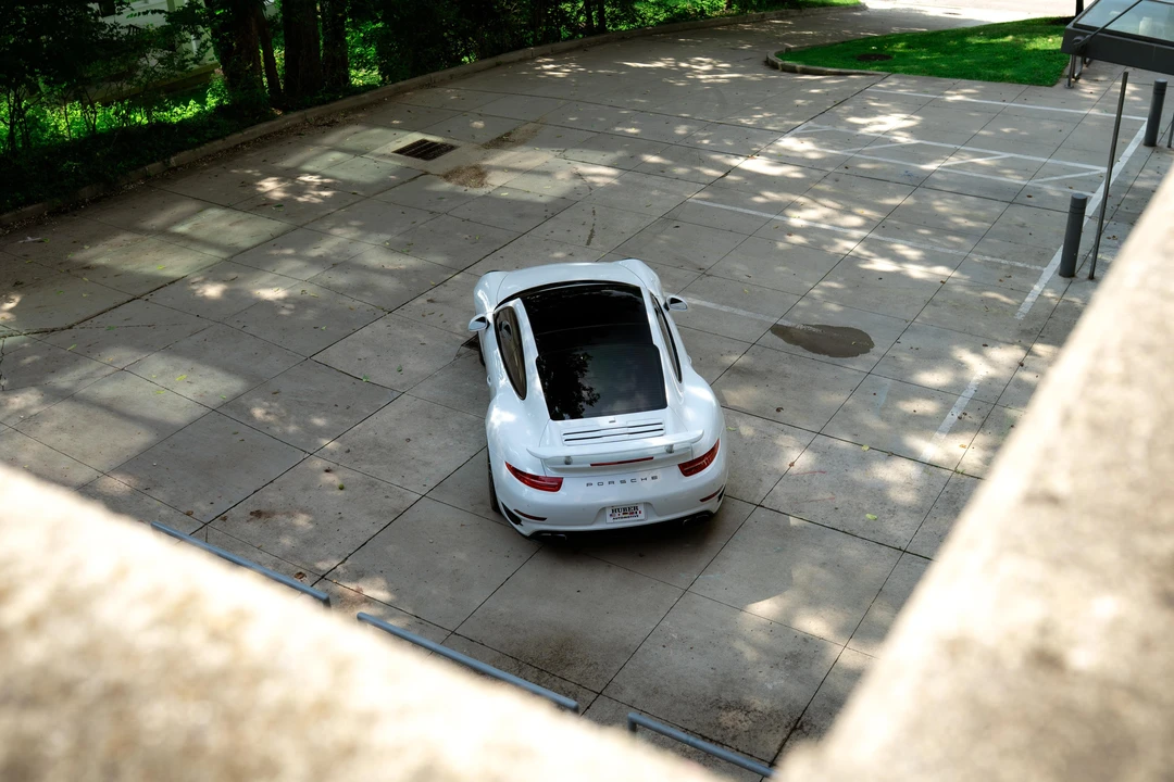 2016 Porsche 991 Turbo - Image 14 of 31
