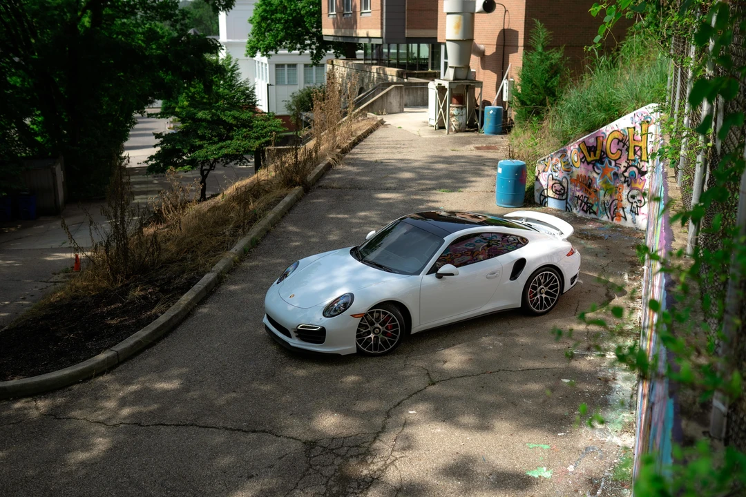 2016 Porsche 991 Turbo - Image 13 of 31
