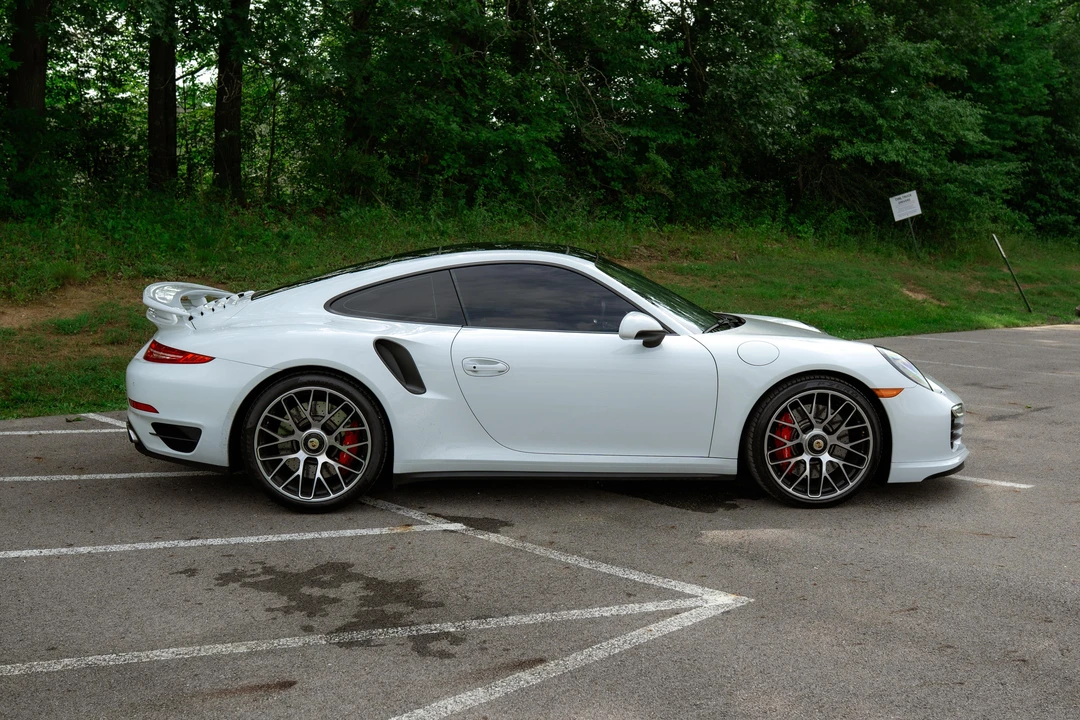 2016 Porsche 991 Turbo - Image 10 of 31