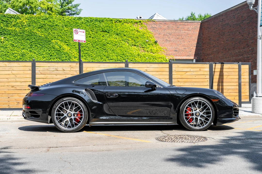 2016 Porsche 991 Turbo - Image 8 of 31