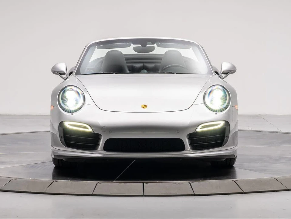 2016 Porsche 991 Turbo S - Image 6 of 31