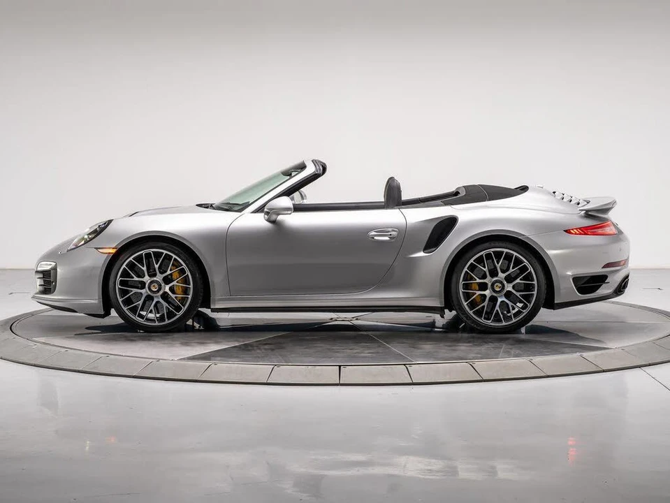 2016 Porsche 991 Turbo S - Image 2 of 31