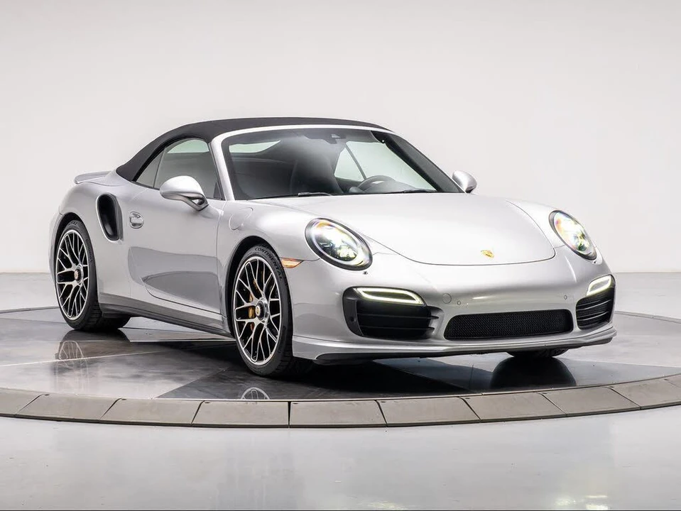 2016 Porsche 991 Turbo S - Image 17 of 31