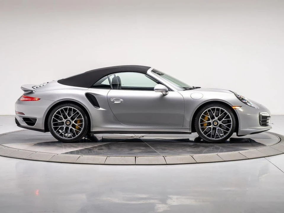 2016 Porsche 991 Turbo S - Image 16 of 31