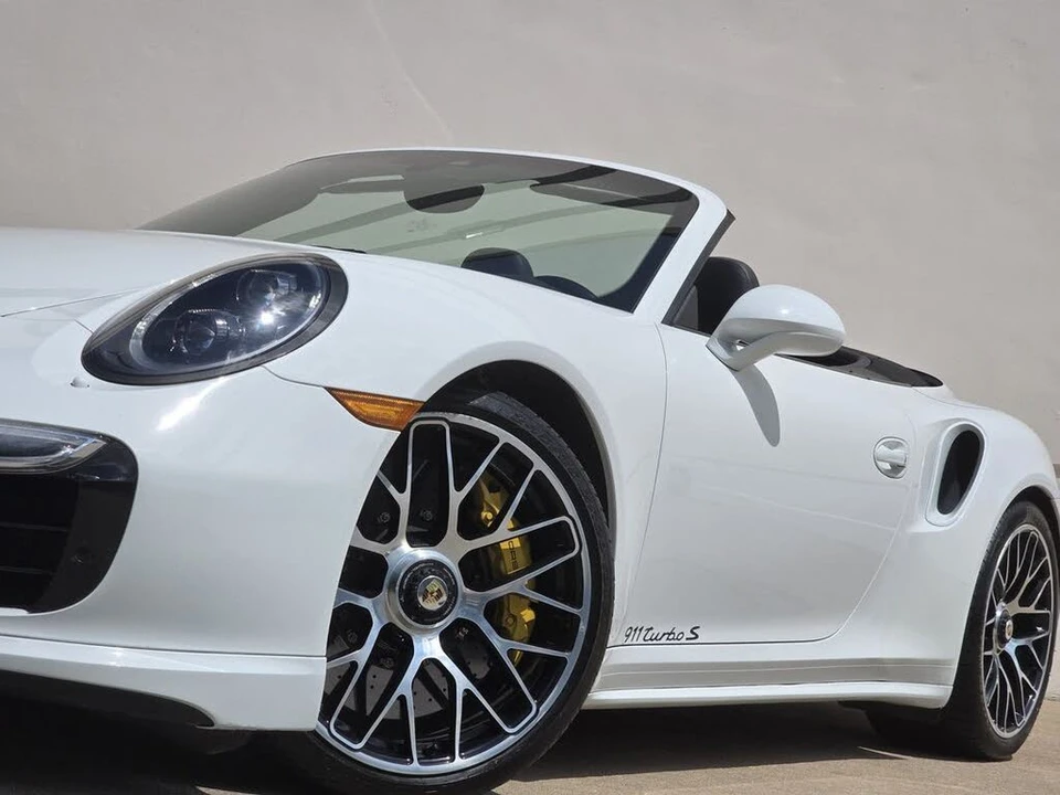 2016 Porsche 991 Turbo S - Image 8 of 31
