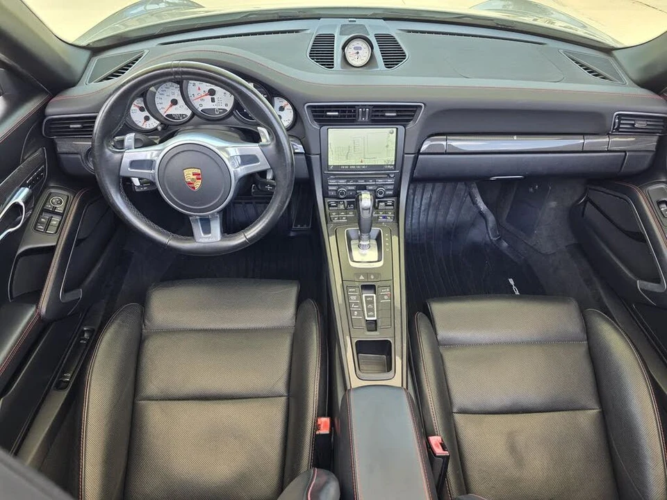 2016 Porsche 991 Turbo S - Image 9 of 31