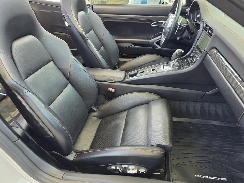 2016 Porsche 991 Turbo S - Image 26 of 31