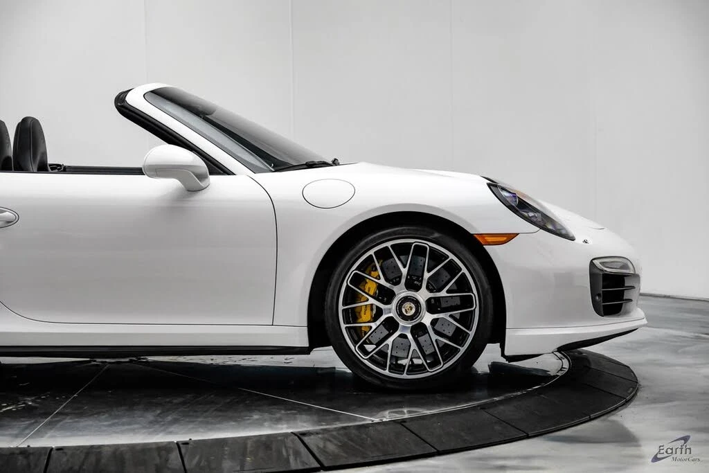 2016 Porsche 991 Turbo S - Image 26 of 31