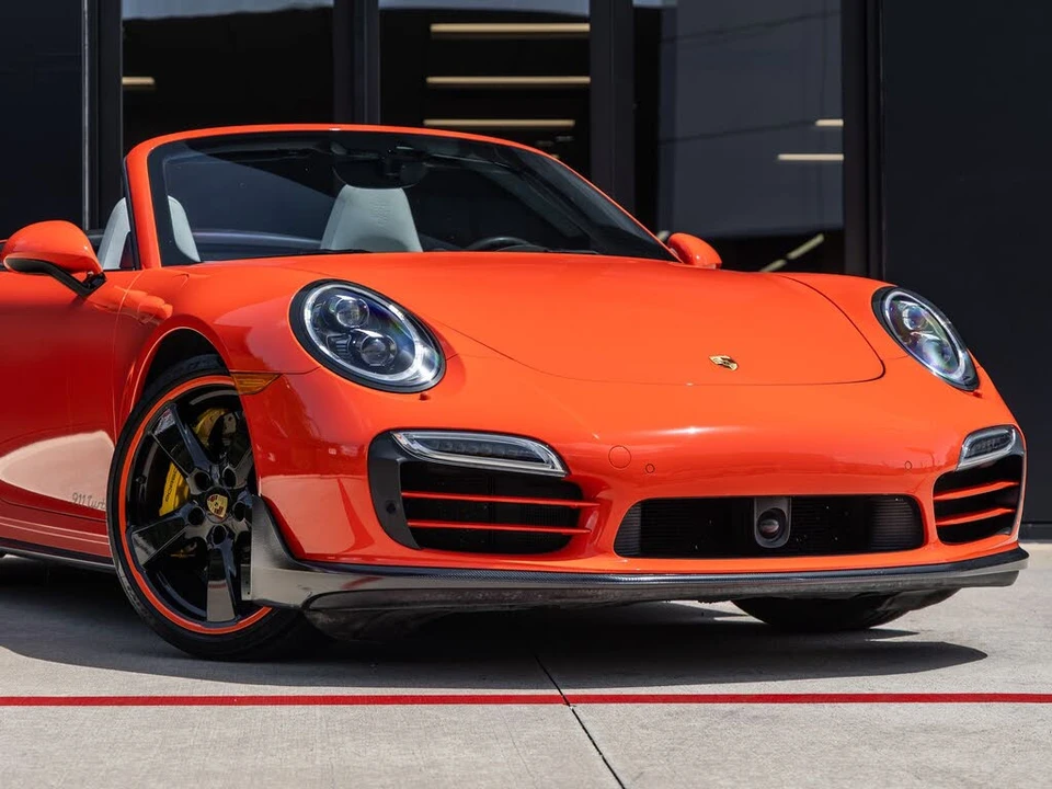 2016 Porsche 991 Turbo S - Image 9 of 31