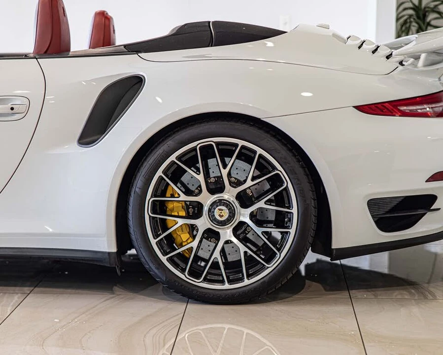 2016 Porsche 991 Turbo S - Image 8 of 31