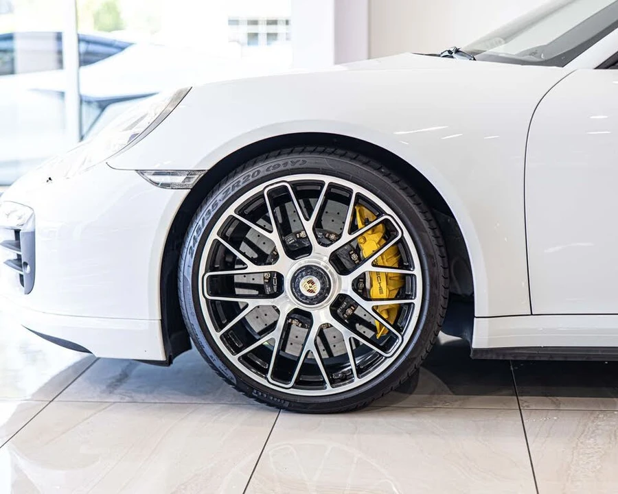 2016 Porsche 991 Turbo S - Image 9 of 31