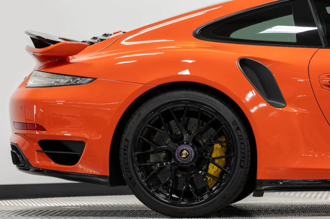 2016 Porsche 991 Turbo S - Image 24 of 31