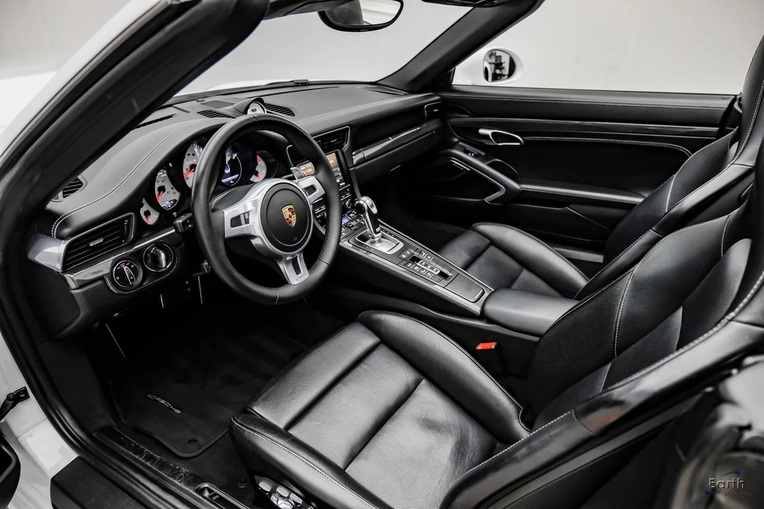 2016 Porsche 991 Turbo S - Image 2 of 31