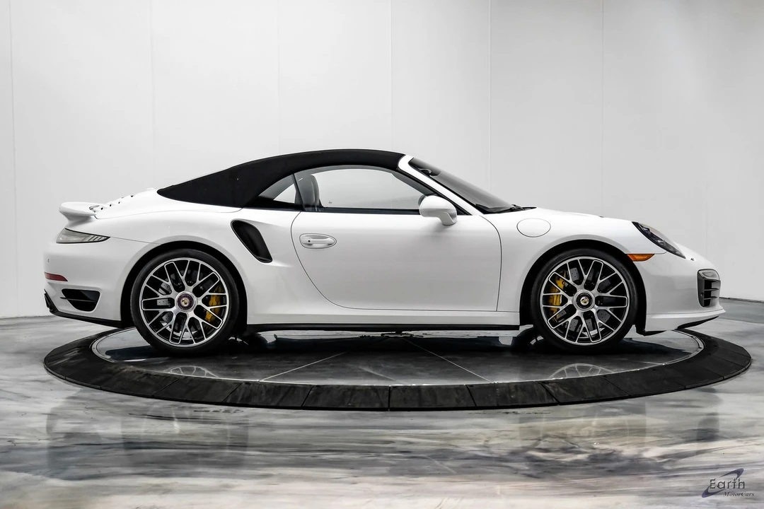 2016 Porsche 991 Turbo S - Image 24 of 31