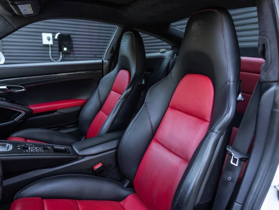 2016 Porsche 991 Turbo S - Image 5 of 5