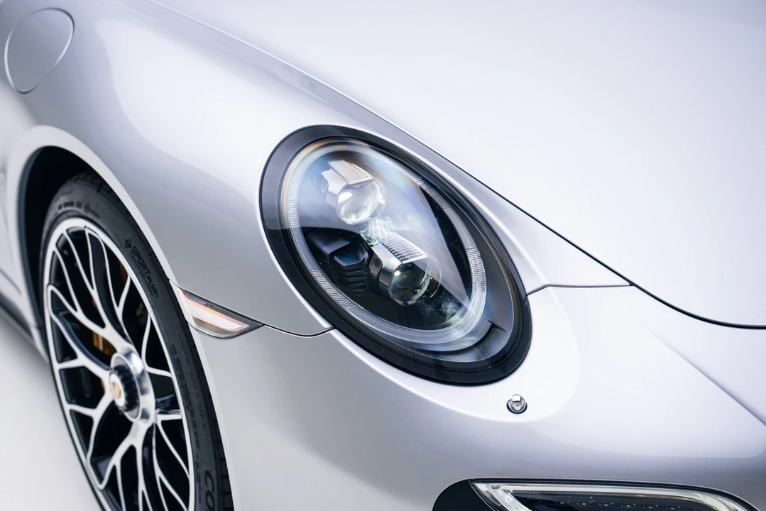 2016 Porsche 991 Turbo S - Image 11 of 21