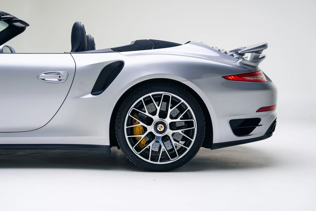 2016 Porsche 991 Turbo S - Image 16 of 21