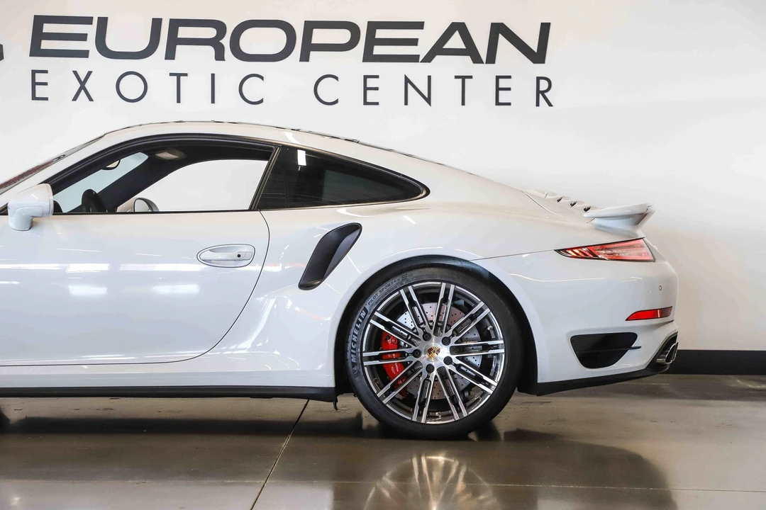 2016 Porsche 991 Turbo - Image 18 of 31