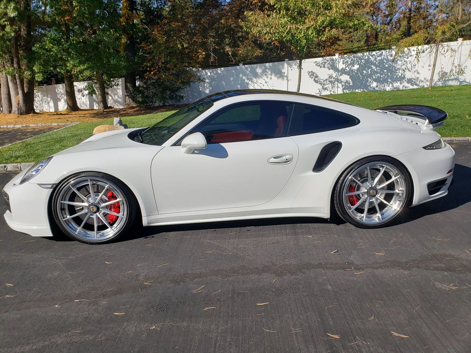 2016 Porsche 991 Turbo - Image 2 of 2