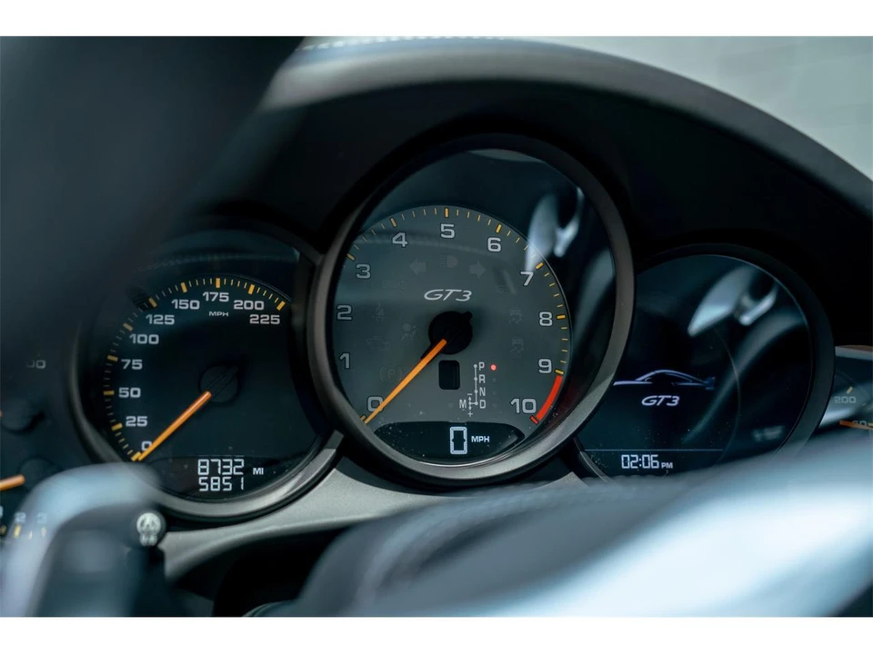 2016 Porsche 991 Carrera - Image 12 of 31