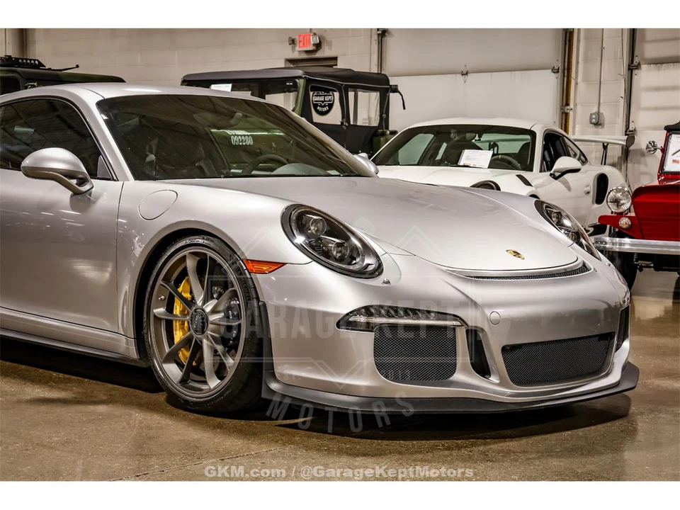 2016 Porsche 991 Carrera - Image 28 of 31
