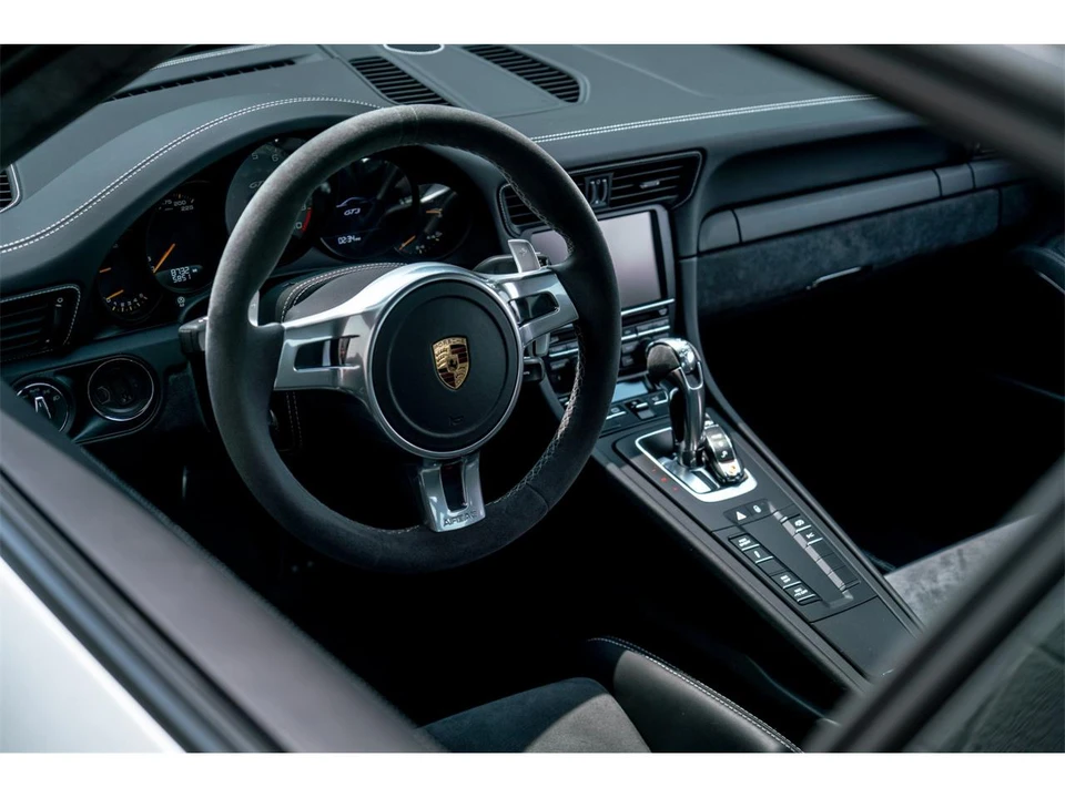 2016 Porsche 991 Carrera - Image 10 of 31