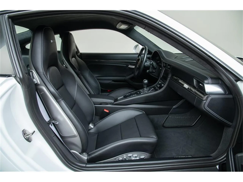 2016 Porsche 991 Carrera - Image 25 of 31