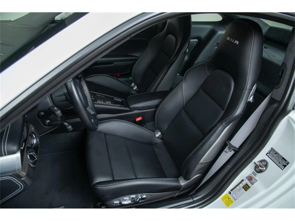 2016 Porsche 991 Carrera - Image 16 of 31