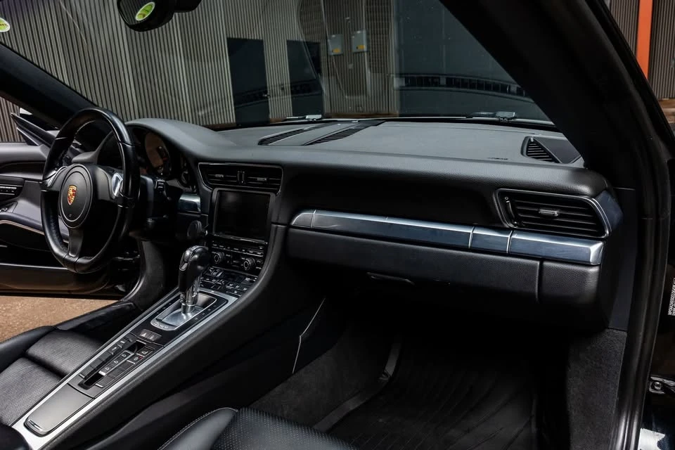 2016 Porsche 991 Carrera - Image 9 of 20