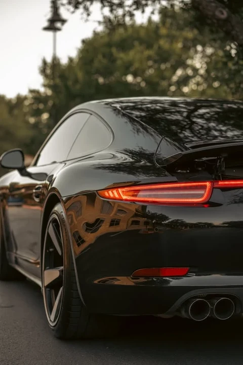 2016 Porsche 991 Carrera 4 - Image 2 of 16