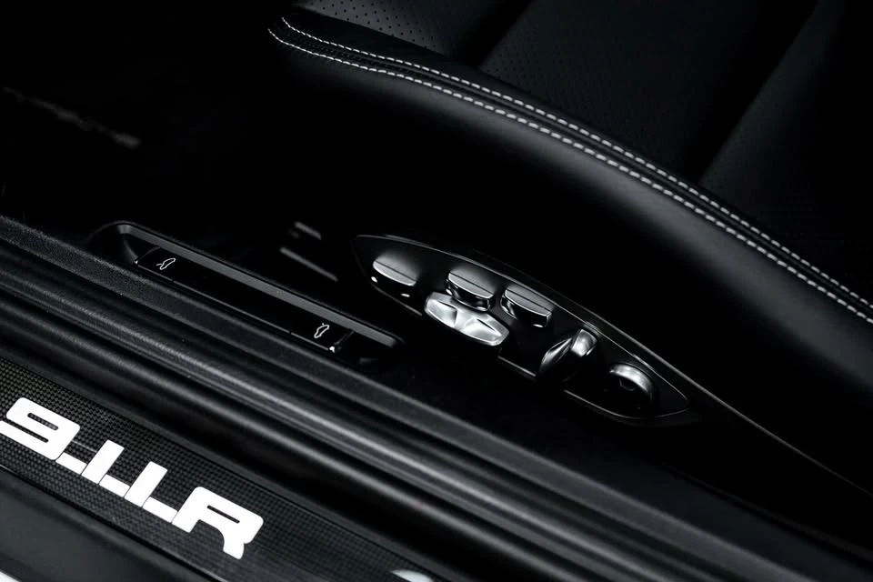 2016 Porsche 991 R - Image 5 of 20