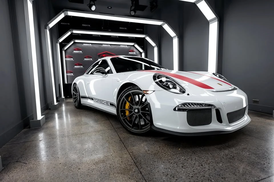 2016 Porsche 991 R - Image 15 of 20