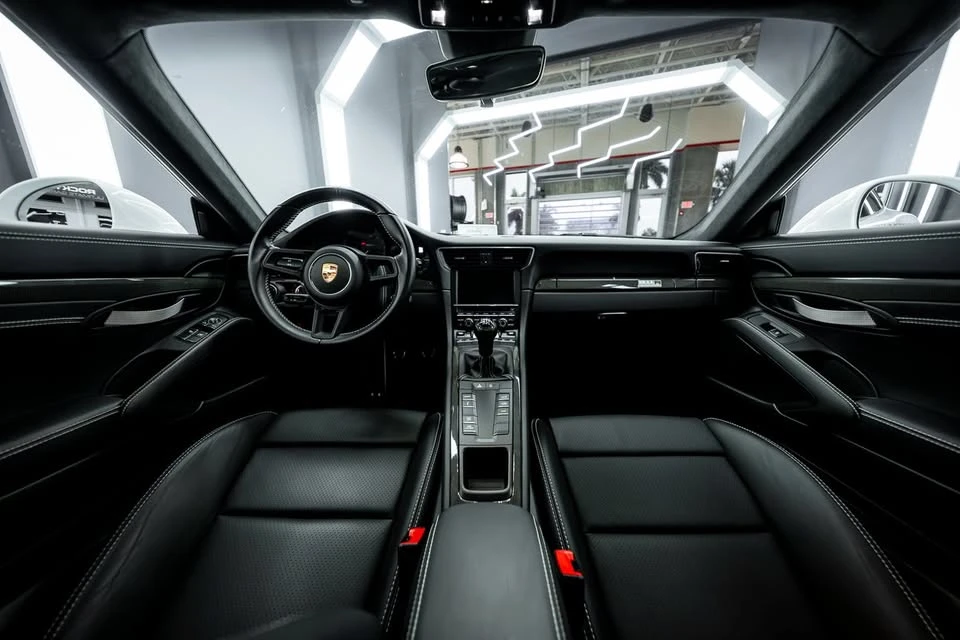 2016 Porsche 991 R - Image 2 of 20